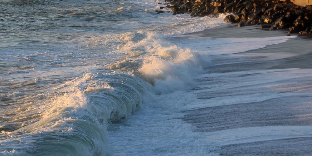 Waves crashing at the shore.